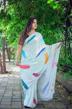 Load image into Gallery viewer, Feather Print Saree
